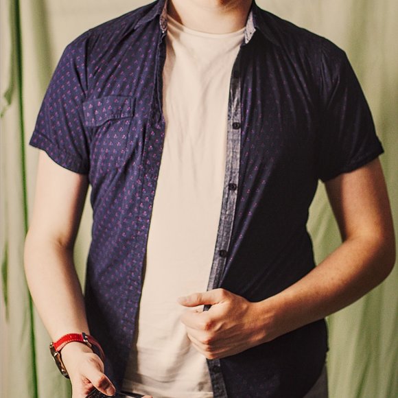 Men's S Navy Abstract Patterned Button-Down Shirt - Picture 2 of 2